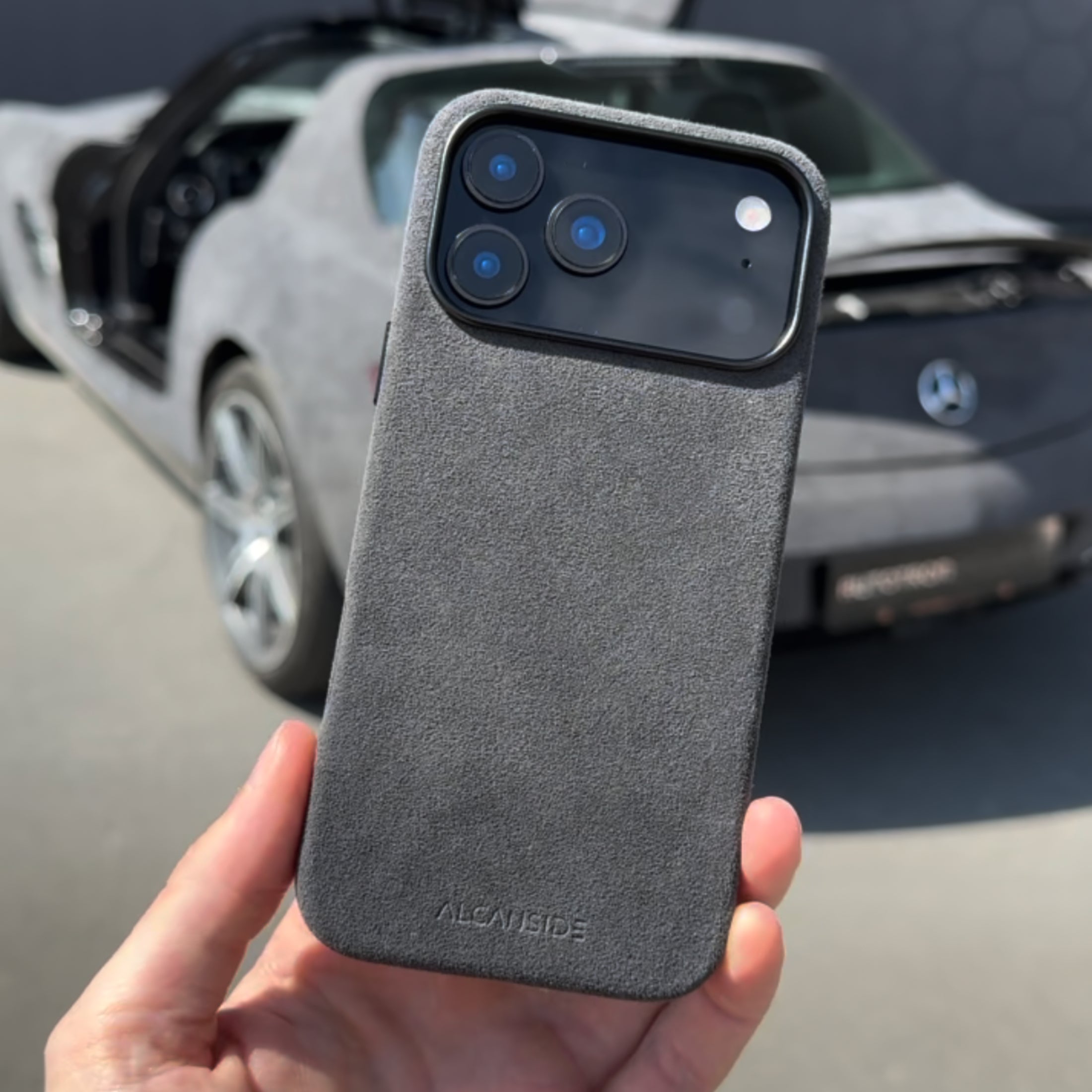iPhone 17 Pro - Alcantara Case - Space Grey