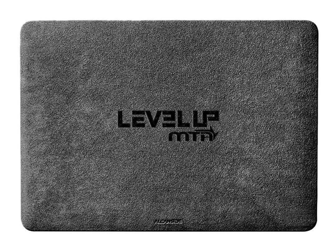 Alcantara MacBook Air Cover - For 13.6 inch (2022 M2/2024 M3) - LEVEL UP MTA - Space Grey