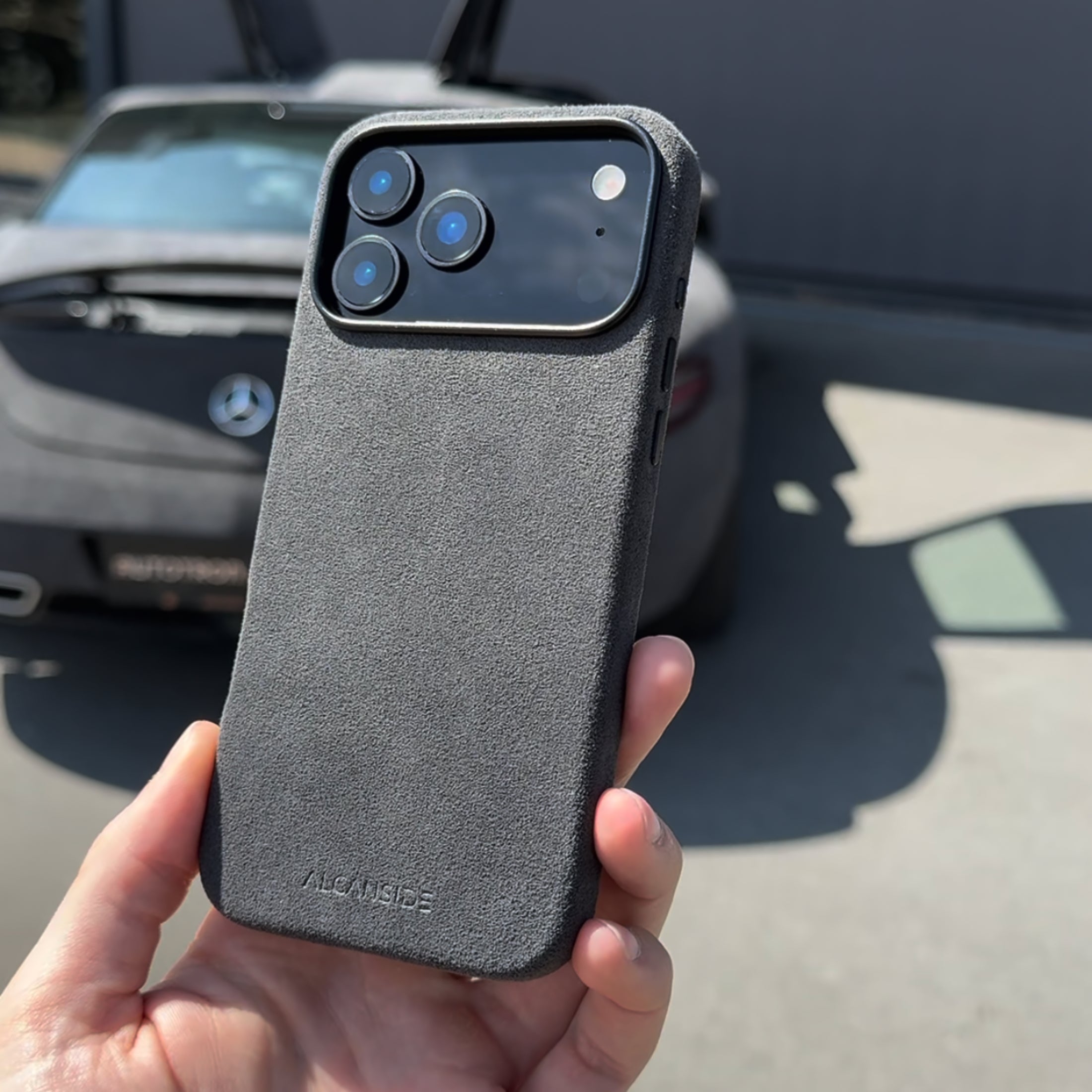 iPhone 17 Pro - Alcantara Case - Space Grey